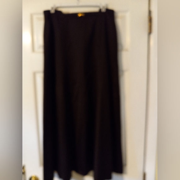 Escada wool riding skirt - Picture 2 of 7